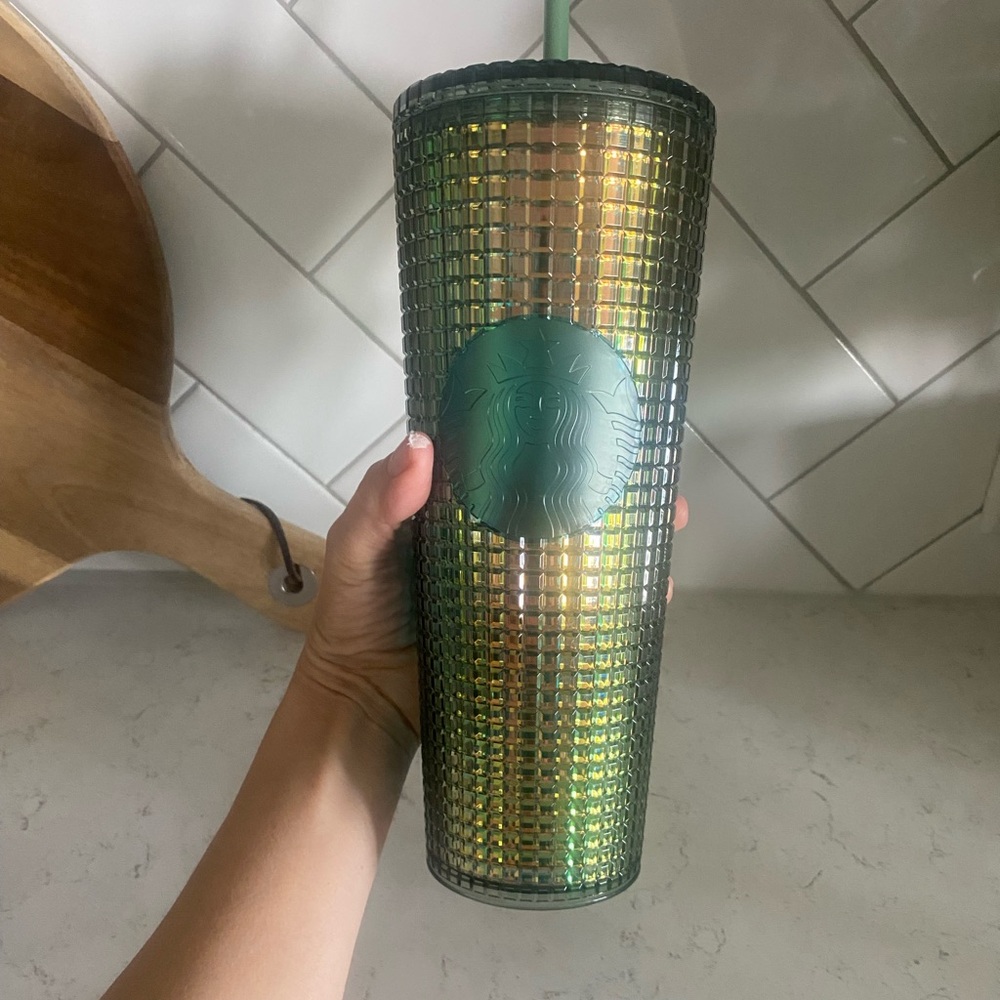 New Starbucks Iridescent Green Textured Tumbler Venti Large Size w/ Straw